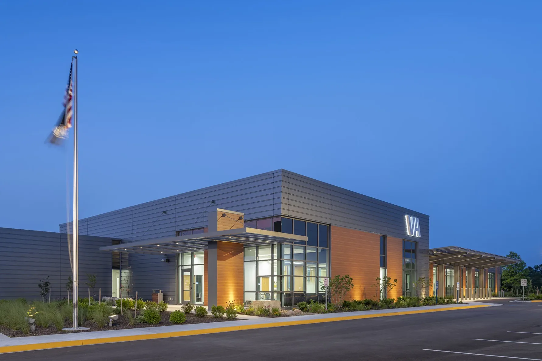 Lenexa VA Clinic built by McCownGordon Construction in Lenexa Kansas