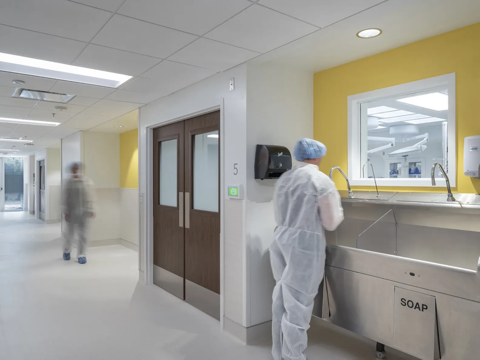 McCownGordon's healthcare team recently completed construction at Midwest Transplant Network