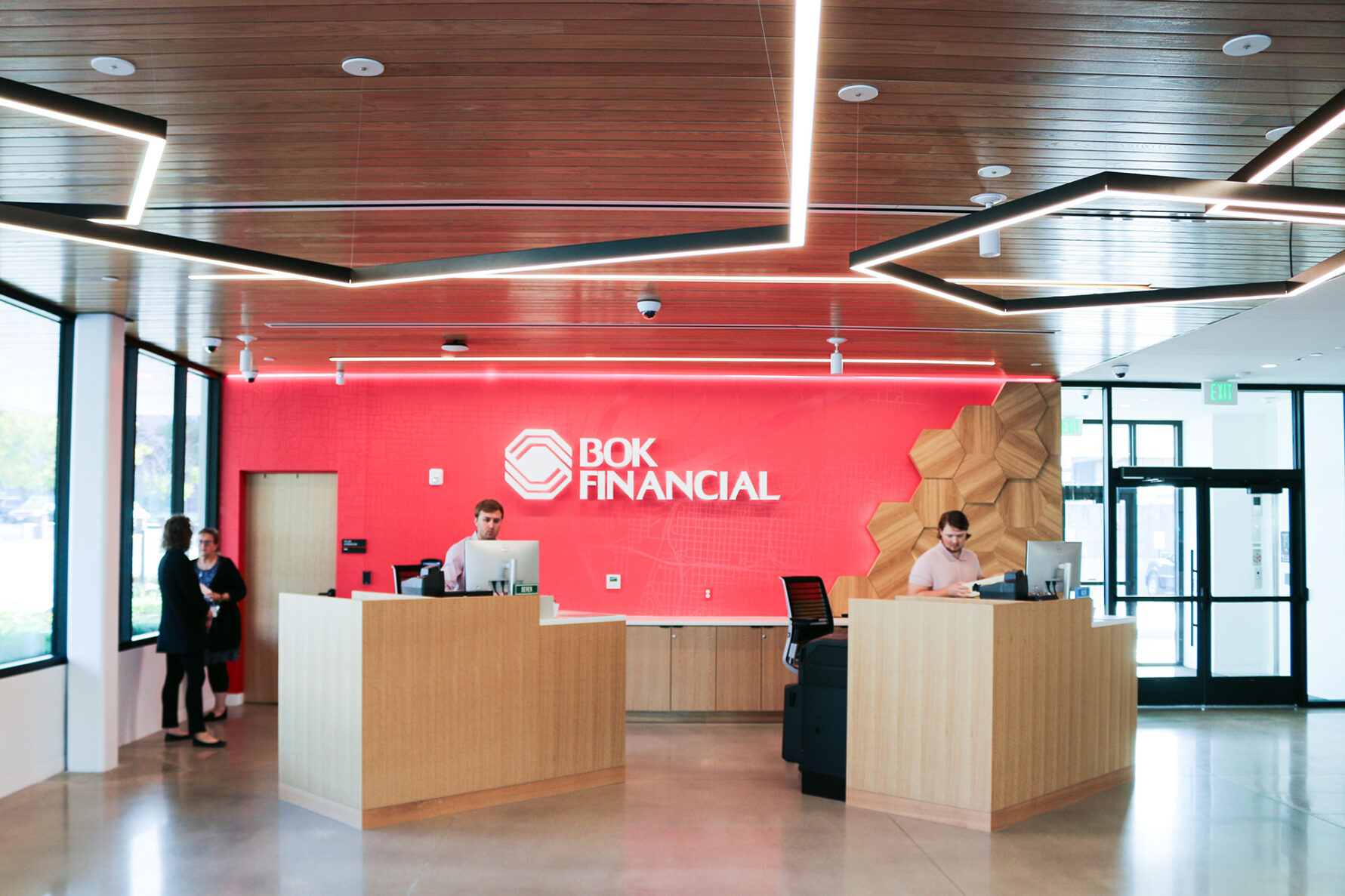 People working at the front desk of BOK Finacial