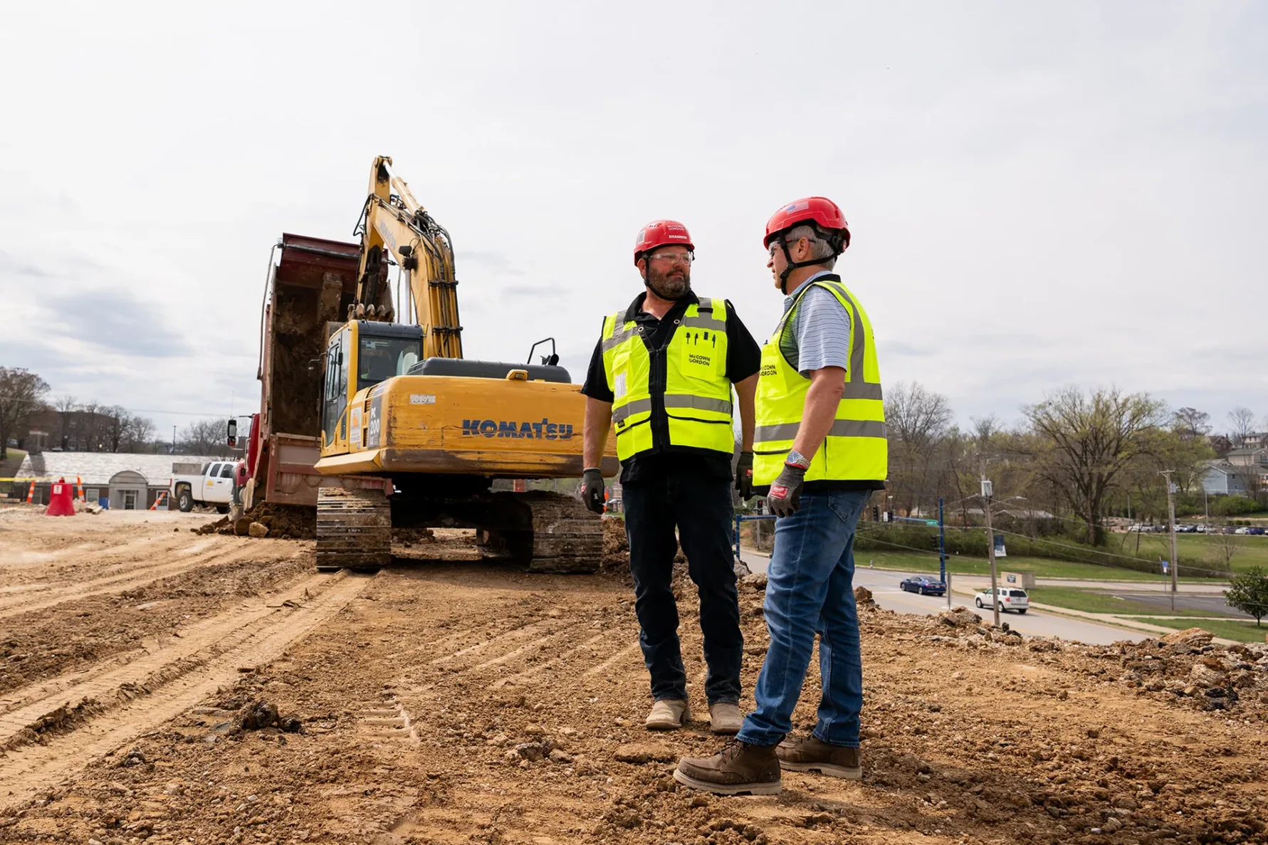 McCownGordon associate working on jobsite.
