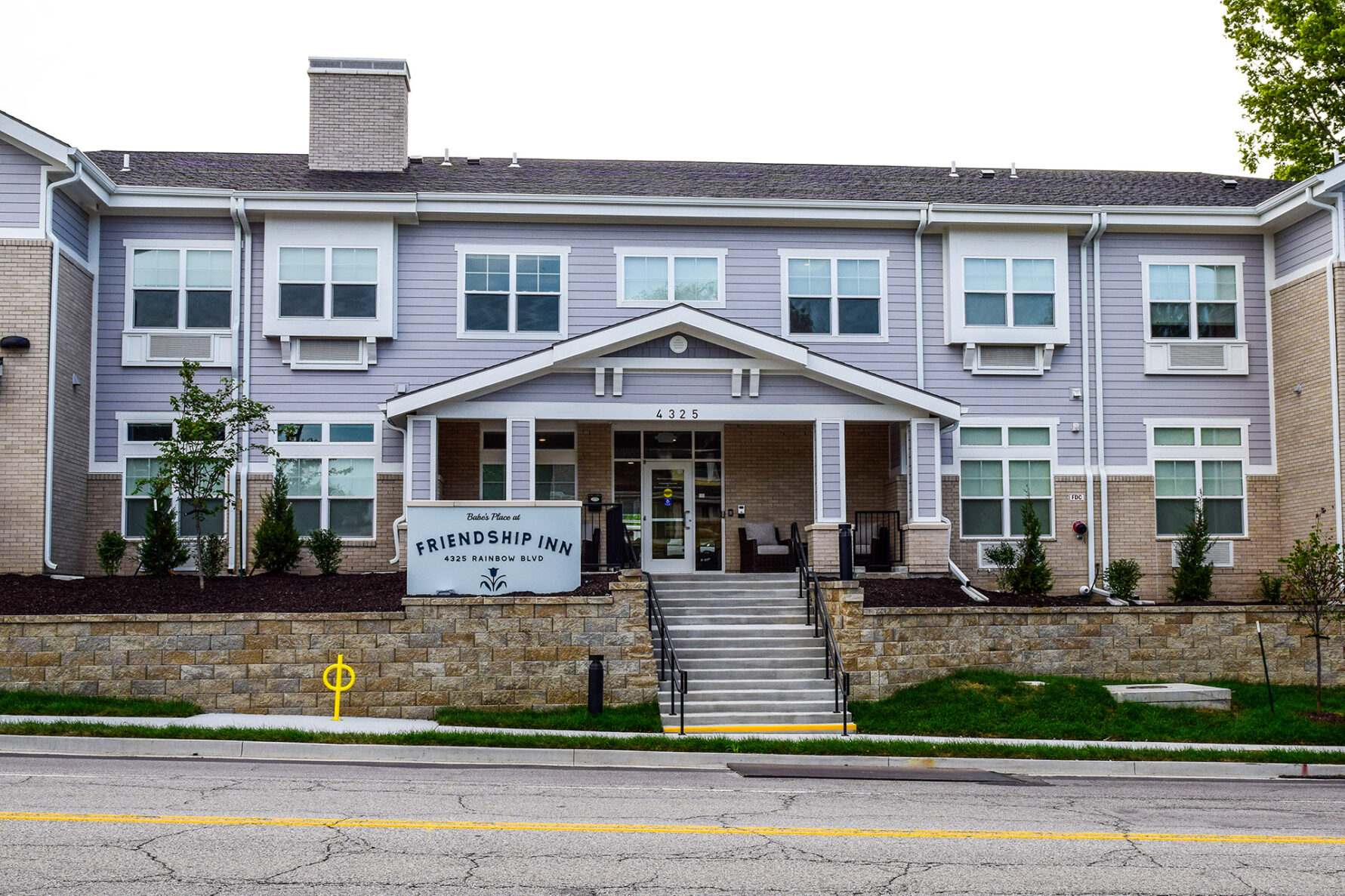 Babe's Place at Friendship Inn