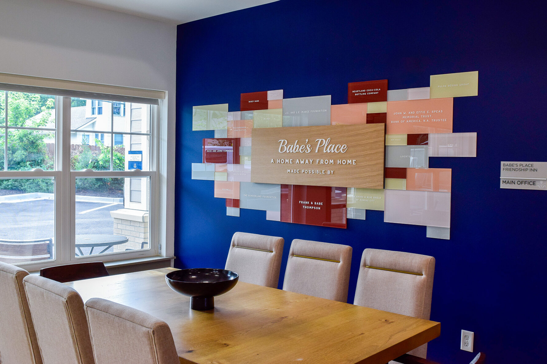 Dining area at Babe's Place at Friendship Inn